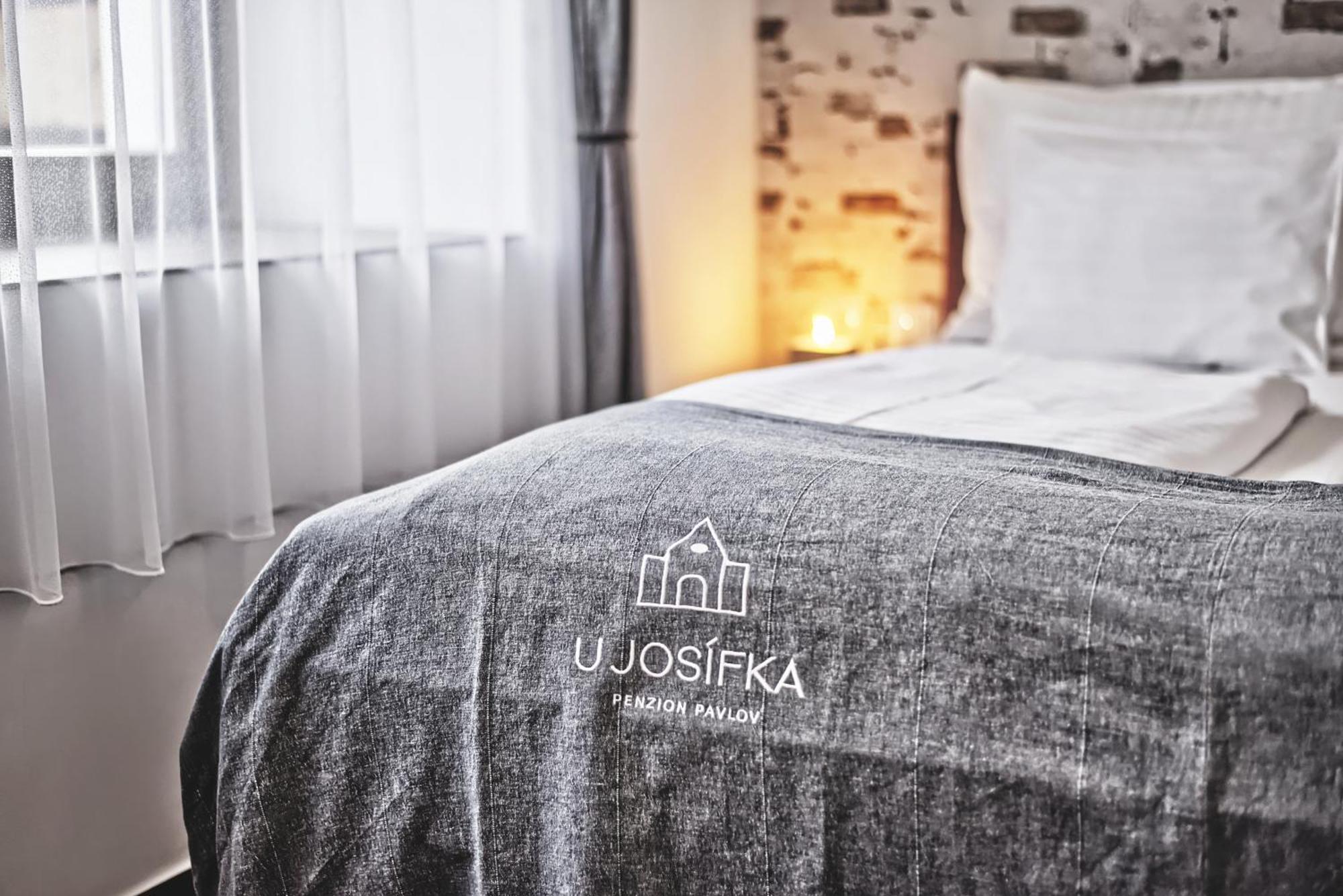 U Josifka Hotel Pavlov Luaran gambar